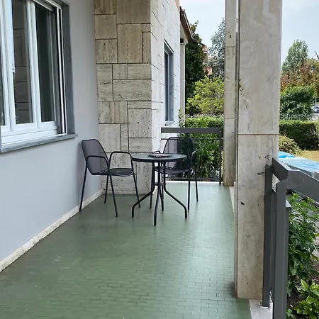 La Villa Regal בית אירוח *