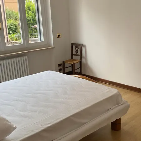 La Villa Regal בית אירוח *